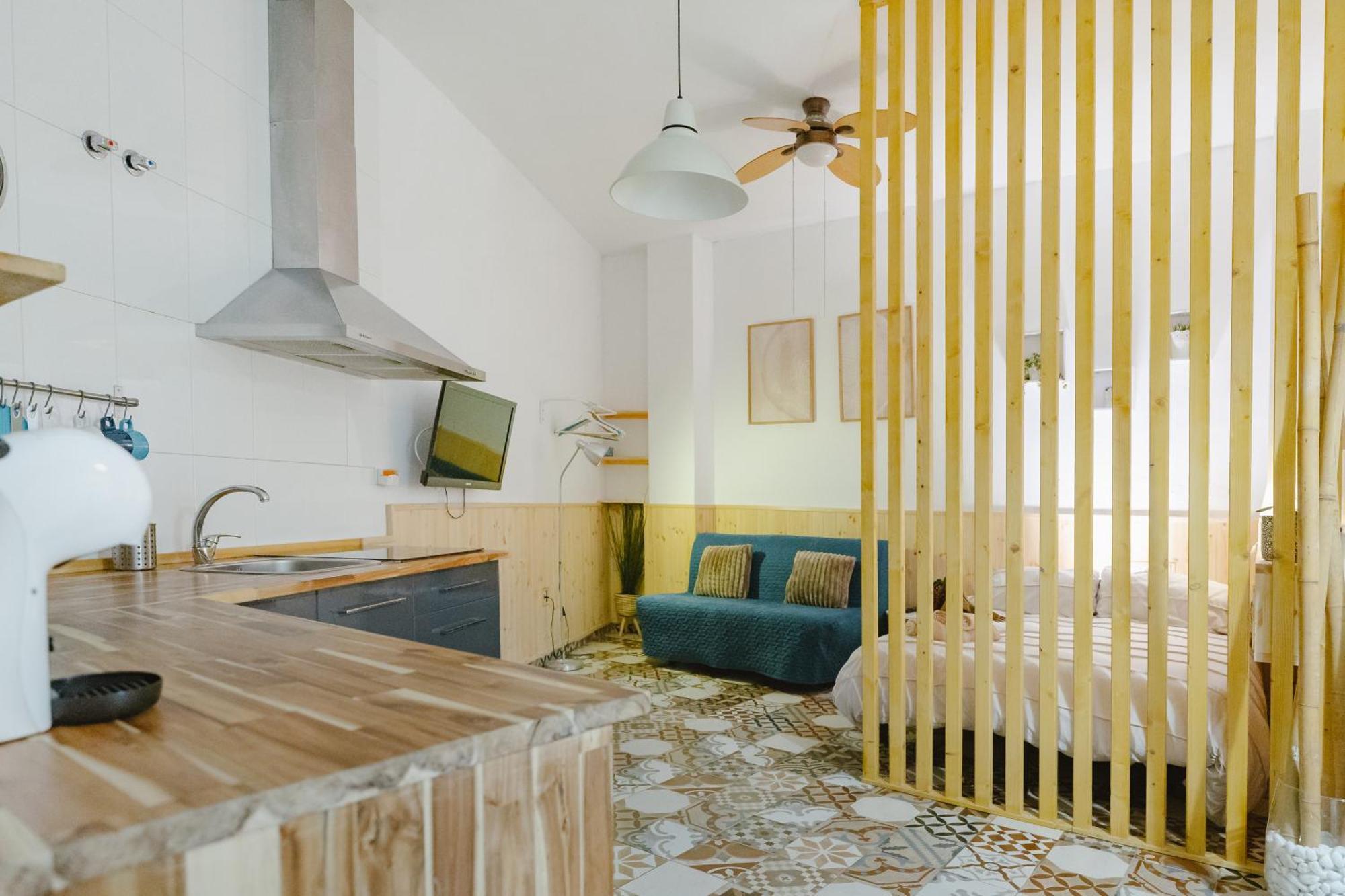 Letsmalaga - Lovely Studio In Malaga Centre Exterior photo